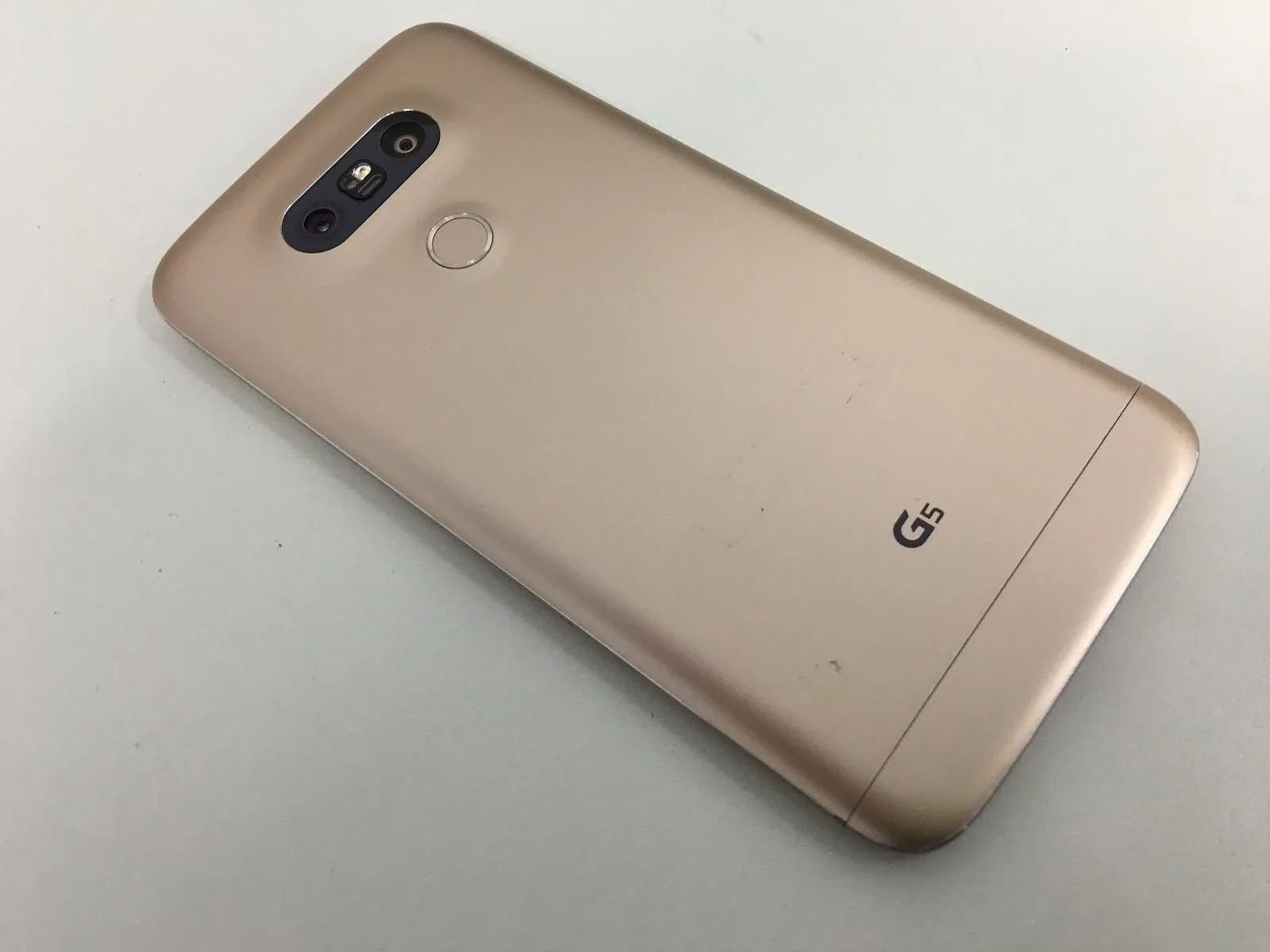 LG G5 H830 (Latest Model) - 32GB - Gold (T-Mobile) Smartphone 9/10