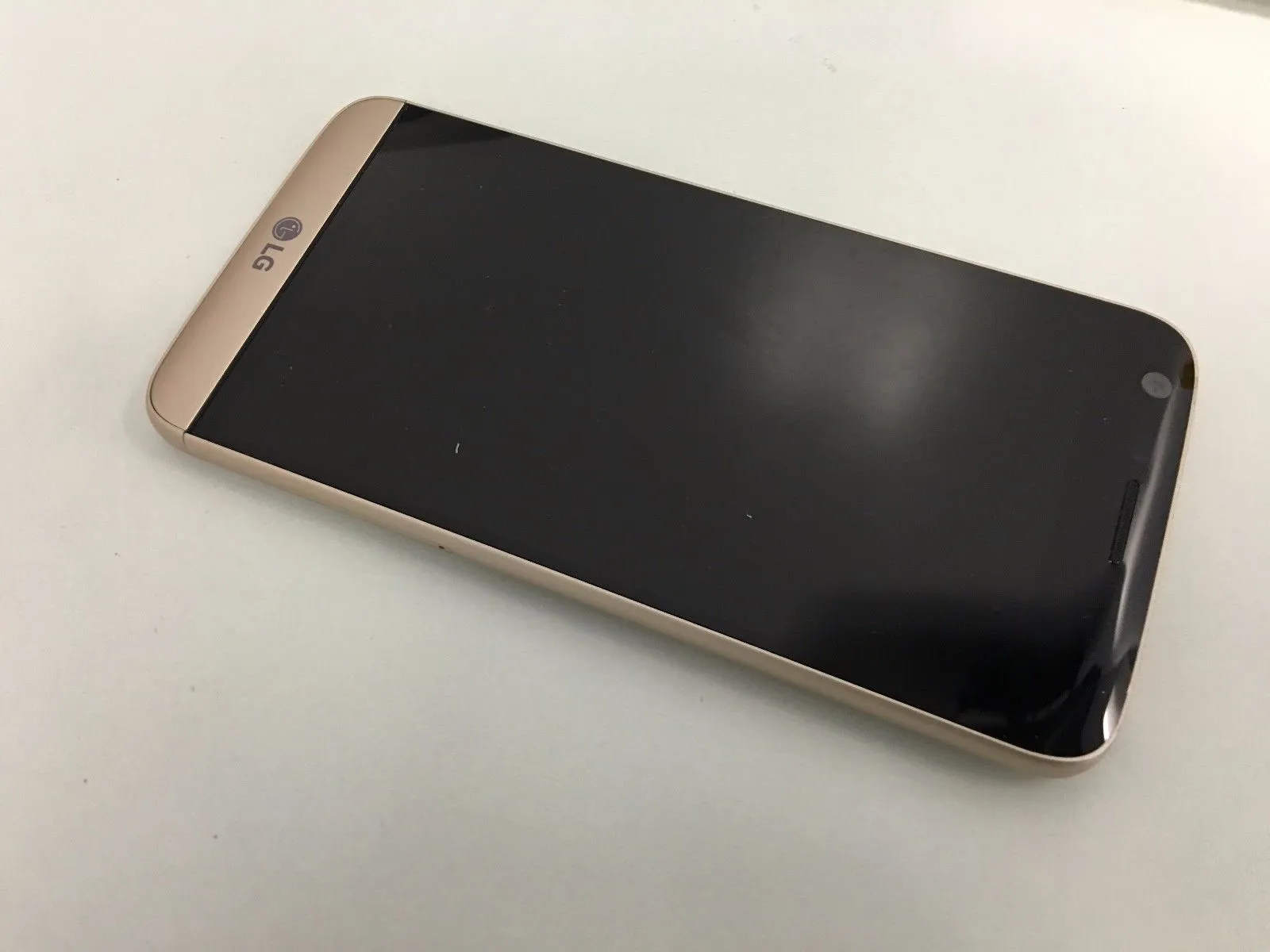 LG G5 H830 (Latest Model) - 32GB - Gold (T-Mobile) Smartphone 9/10