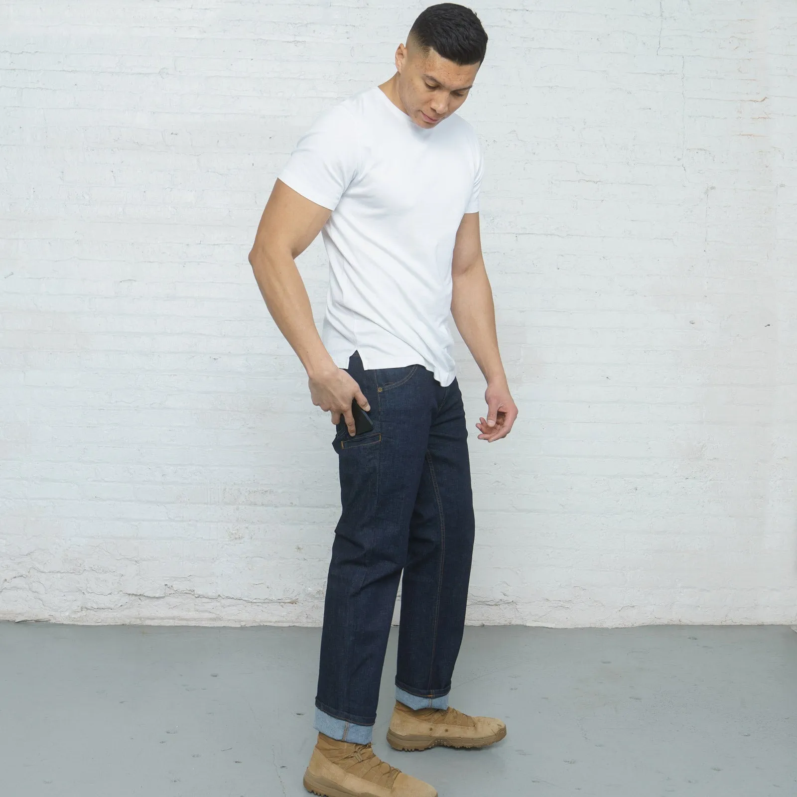 Relaxed Fit Dark Wash 6 Pocket